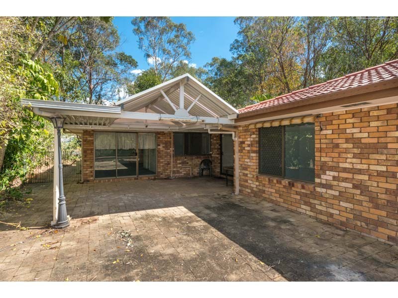 17 Thoona Close, Karana Downs QLD 4306