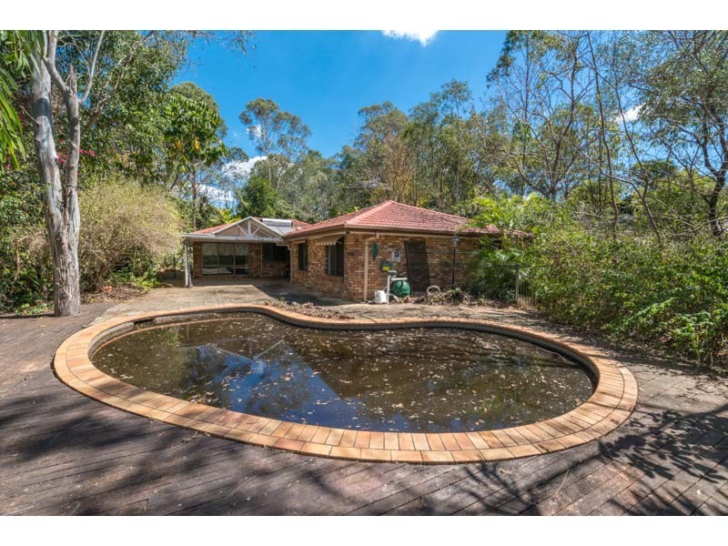 17 Thoona Close, Karana Downs QLD 4306