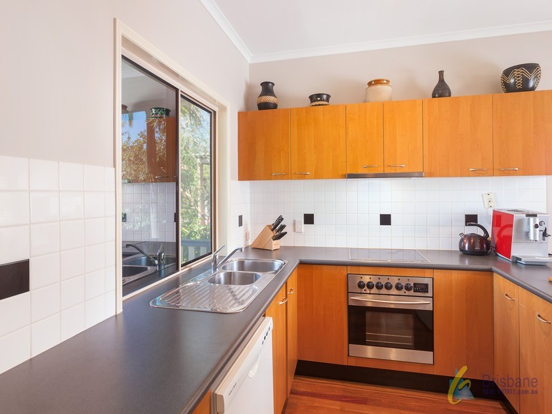 128 Verney Road East, Graceville QLD 4075