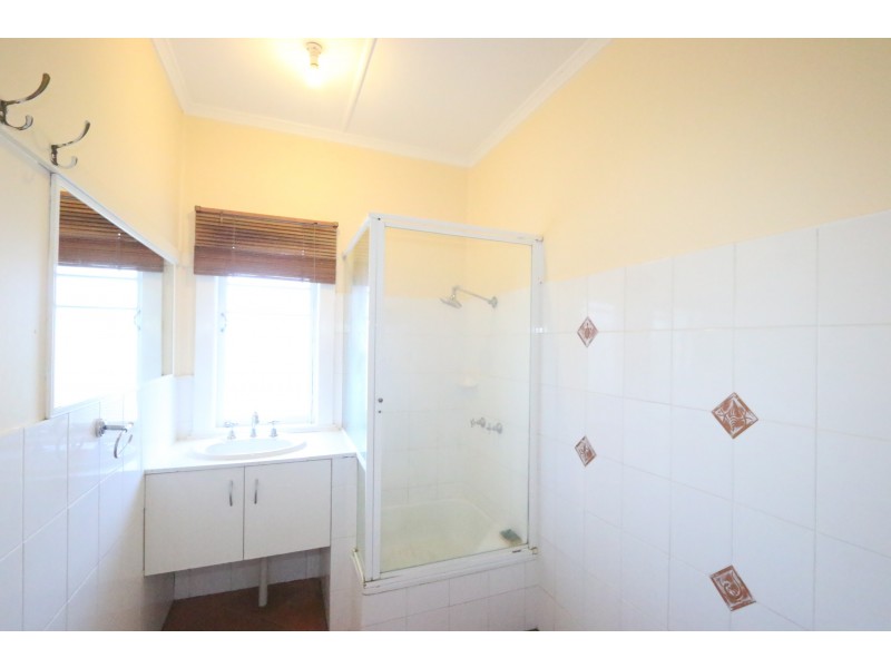 35 Moordale Street, Chapel Hill QLD 4069