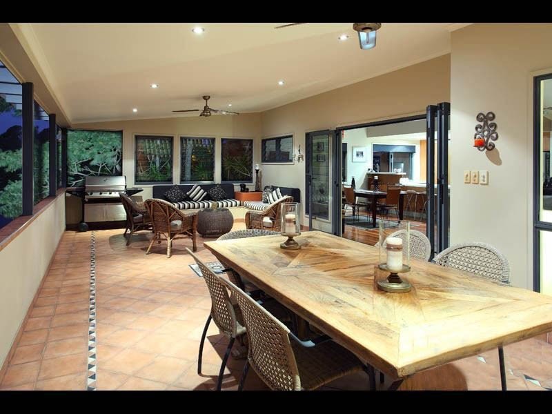 5 Bielby Road, Kenmore Hills QLD 4069