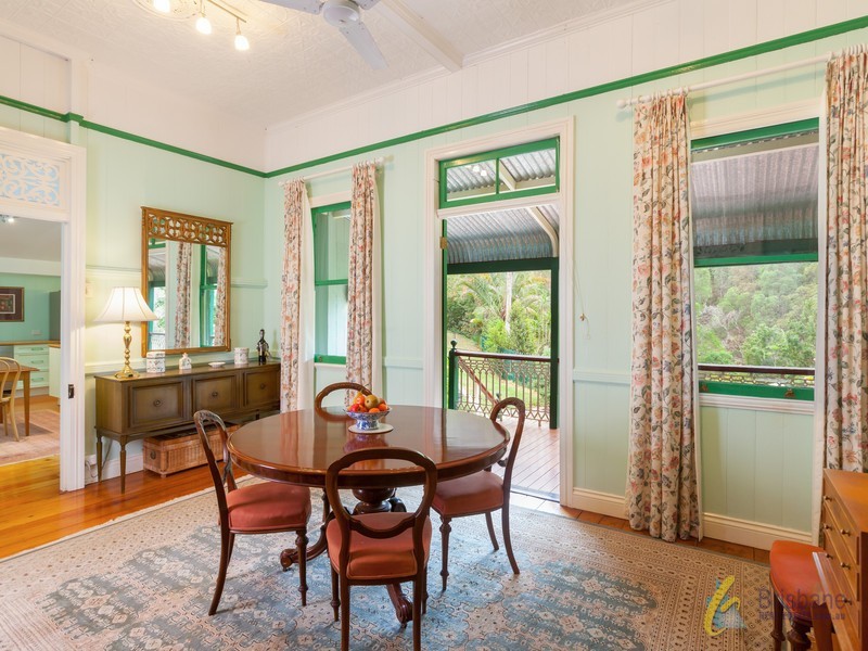 64 Kittani Street, Upper Brookfield QLD 4069