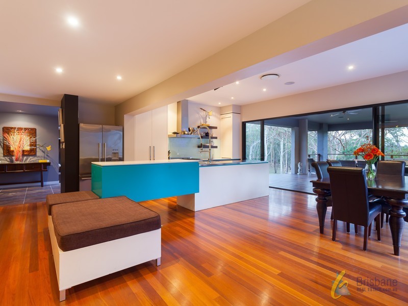 74 Huntingdale Street, Pullenvale QLD 4069