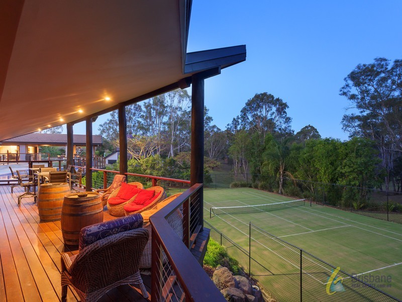 74 Huntingdale Street, Pullenvale QLD 4069