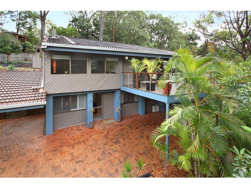 36 Tucker Street,, Chapel Hill QLD 4069
