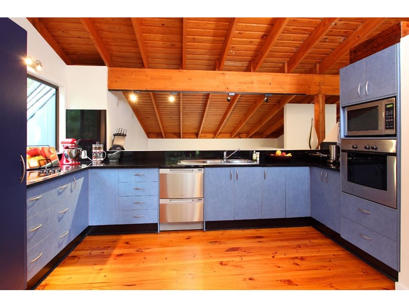 36 Tucker Street,, Chapel Hill QLD 4069