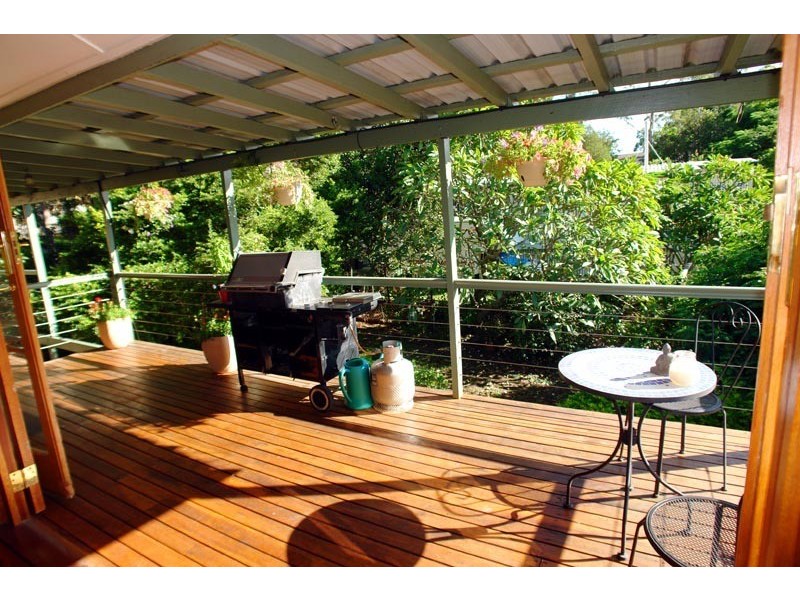 22 Aberfoyle Street, Kenmore QLD 4069