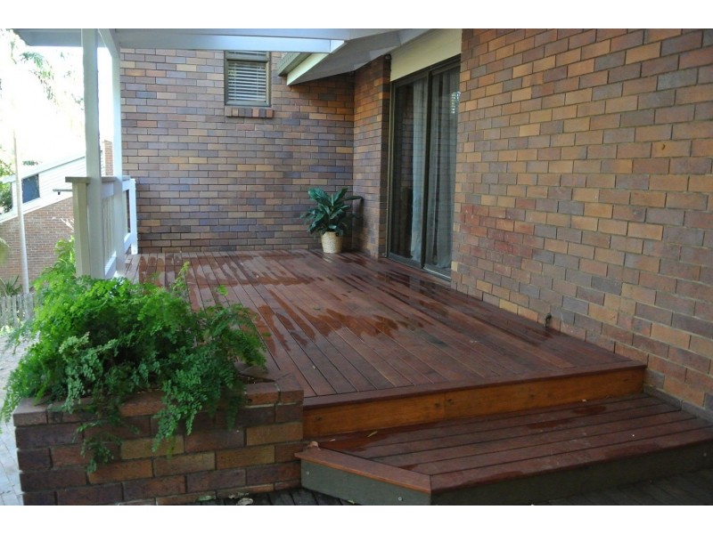 10 Narnoo Street, Chapel Hill QLD 4069