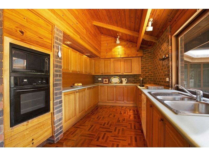 10 Coolaroo Crescent, Jindalee QLD 4074