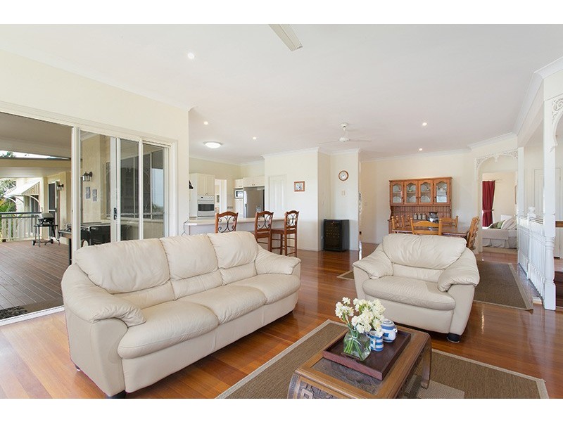 130 Woodward Place, Pullenvale QLD 4069