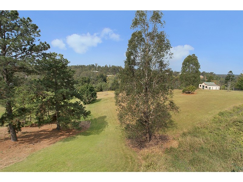 130 Woodward Place, Pullenvale QLD 4069