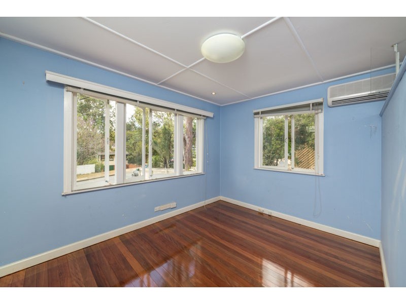 20 Princeton Street, Kenmore QLD 4069