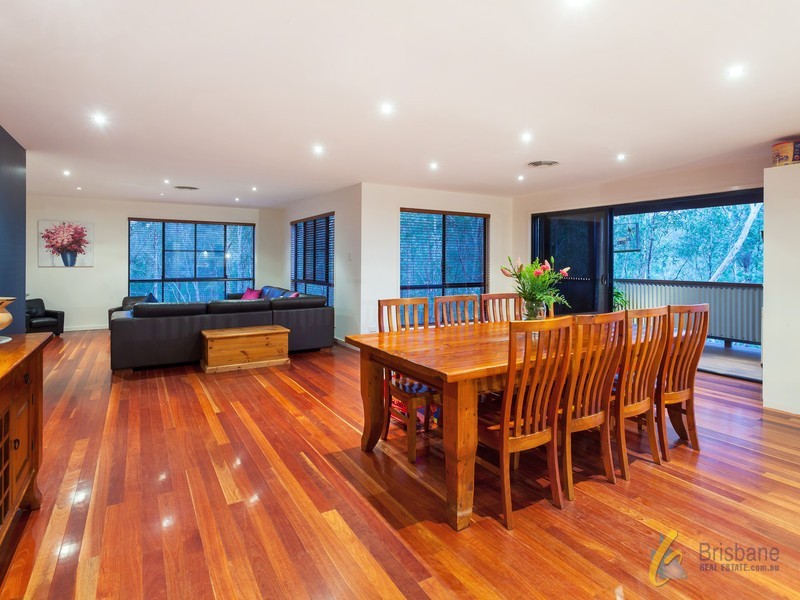 31 Emma Holt Court, Mount Crosby QLD 4306