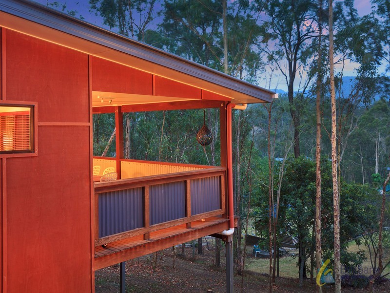 31 Emma Holt Court, Mount Crosby QLD 4306