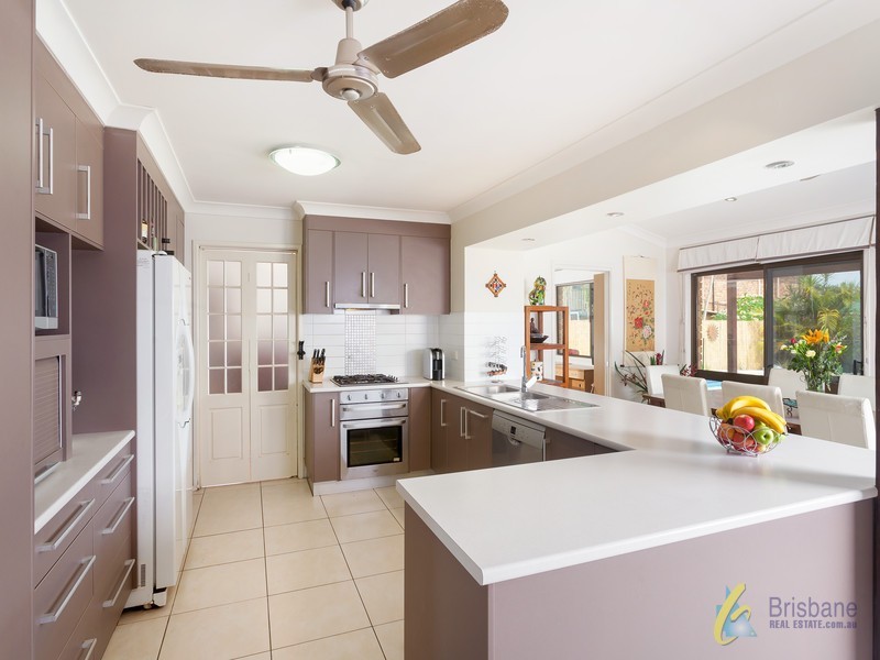 4 Barup Close, Middle Park QLD 4074