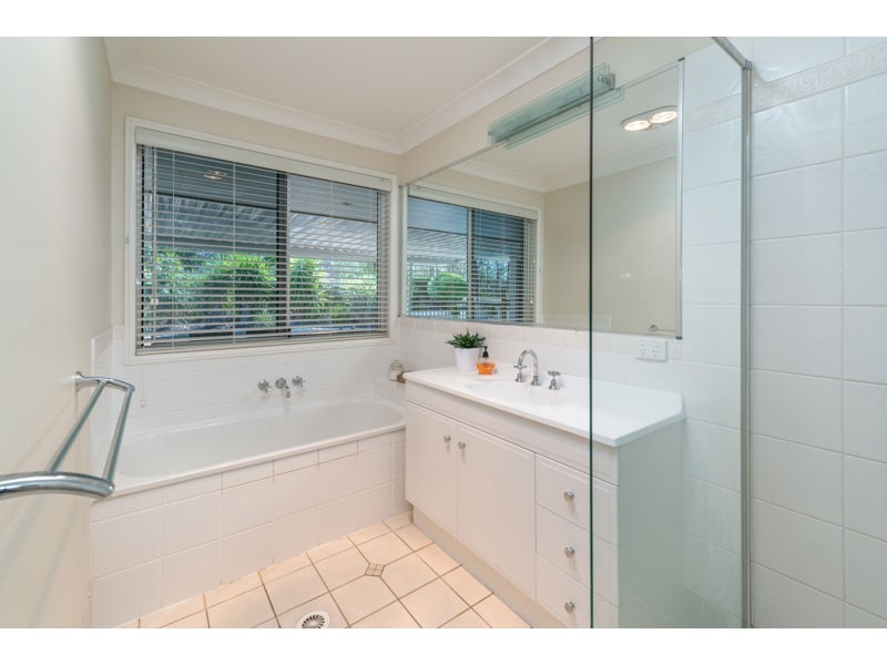 48 Emma Holt Court, Mount Crosby QLD 4306