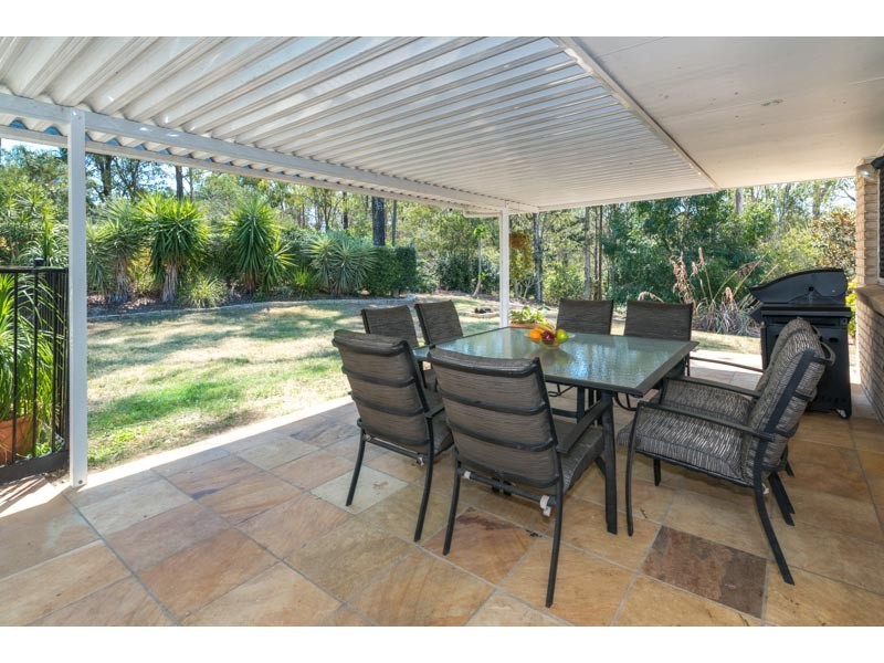 48 Emma Holt Court, Mount Crosby QLD 4306