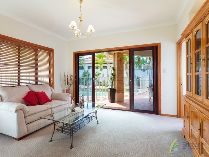 27 Montego Wy, Forest Lake QLD 4078