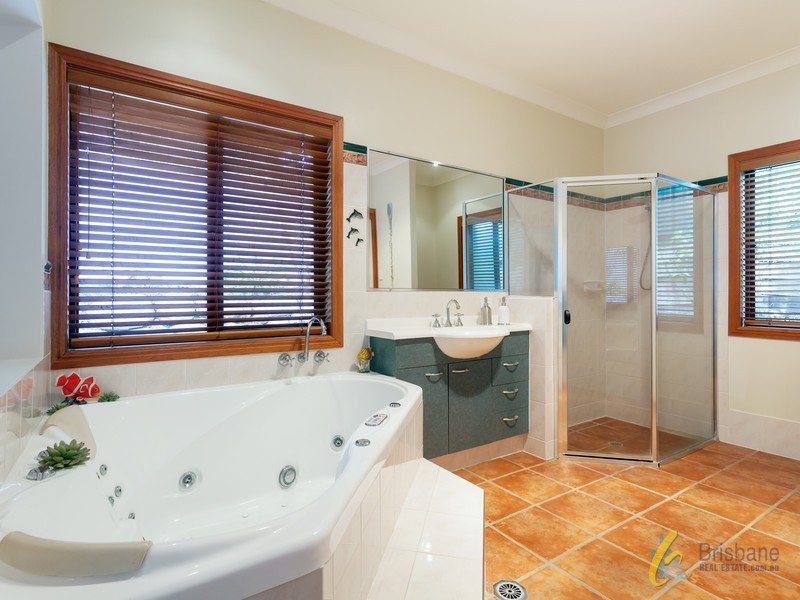 27 Montego Wy, Forest Lake QLD 4078