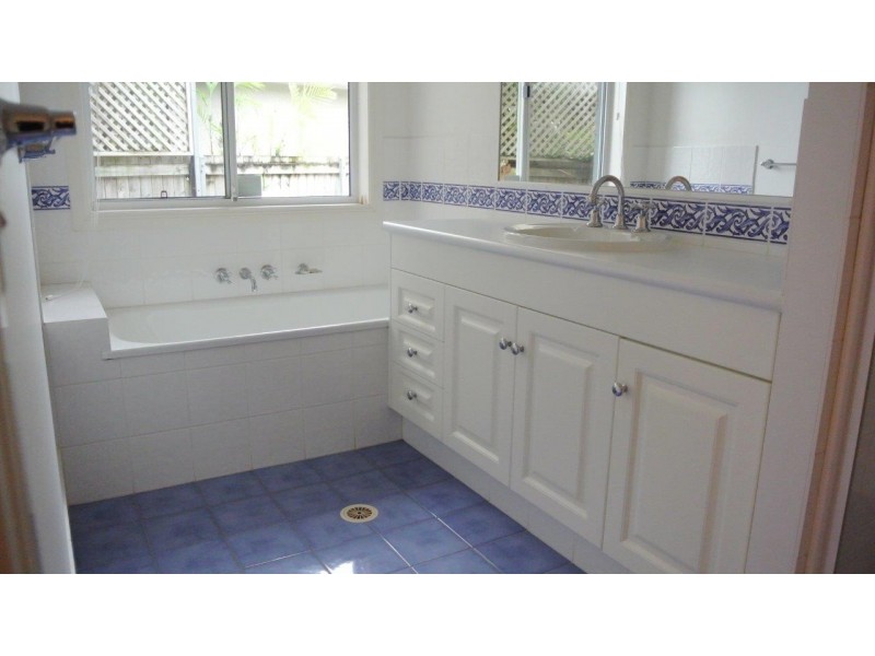 25 Nolan Rise, Brookfield QLD 4069