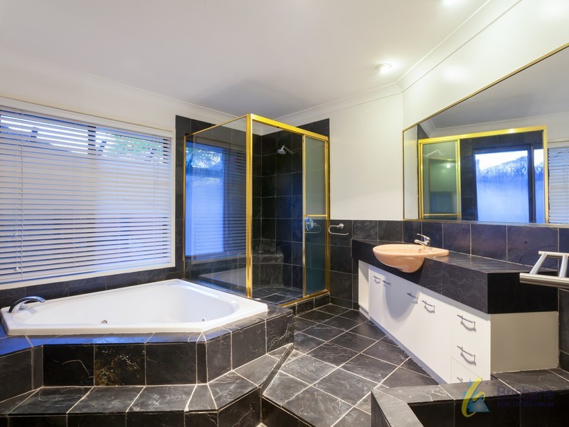 49 Illawong Way, Karana Downs QLD 4306