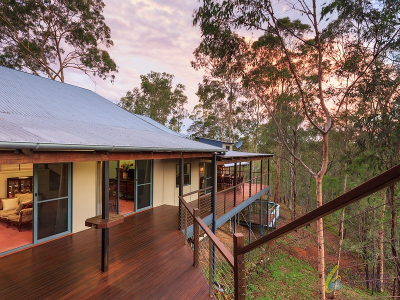 404 George Holt Drive, Mount Crosby QLD 4306
