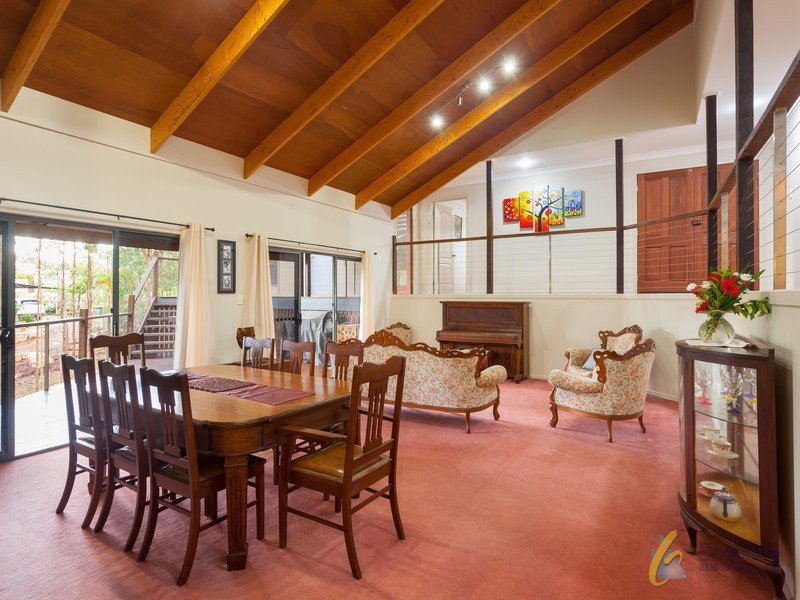 404 George Holt Drive, Mount Crosby QLD 4306