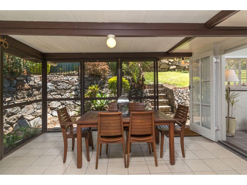 14 Kewarra Street, Kenmore QLD 4069