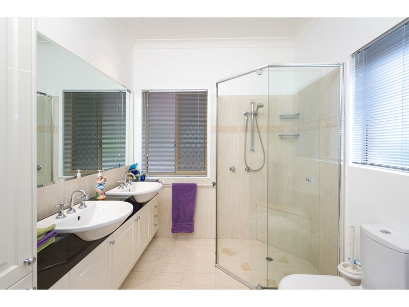 3 St Ives Court, Karana Downs QLD 4306