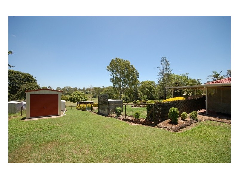 33 Islandview Street, Barellan Point QLD 4306