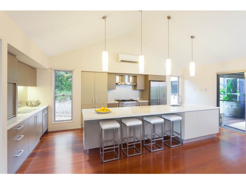 31 Lucas Place, Pullenvale QLD 4069