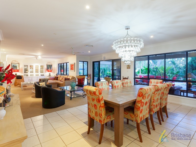 91 Riversleigh Road, Bellbowrie QLD 4070