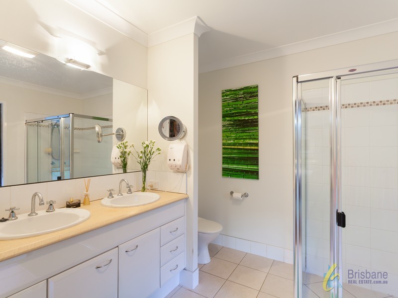 91 Riversleigh Road, Bellbowrie QLD 4070