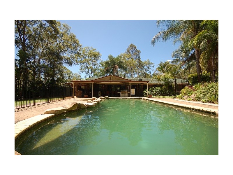 562 Junction Rd, Barellan Point QLD 4306