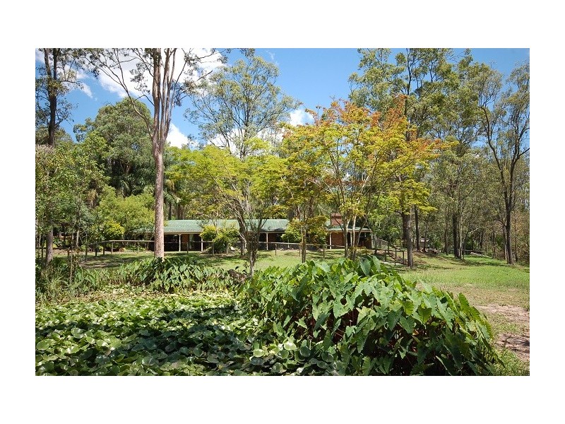 562 Junction Rd, Barellan Point QLD 4306