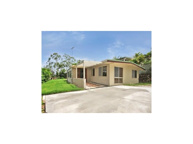 36 Cedarleigh Road, Kenmore QLD 4069