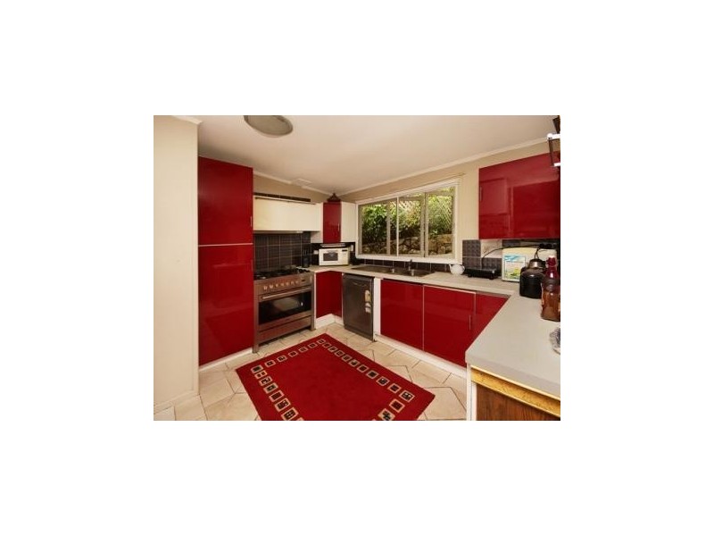 36 Cedarleigh Road, Kenmore QLD 4069