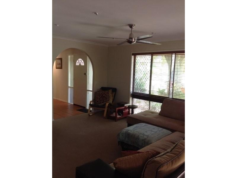 10 Mahonia, Bellbowrie QLD 4070