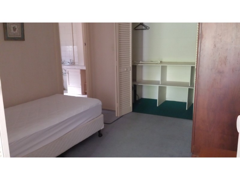 3 Twilight Street, Kenmore QLD 4069