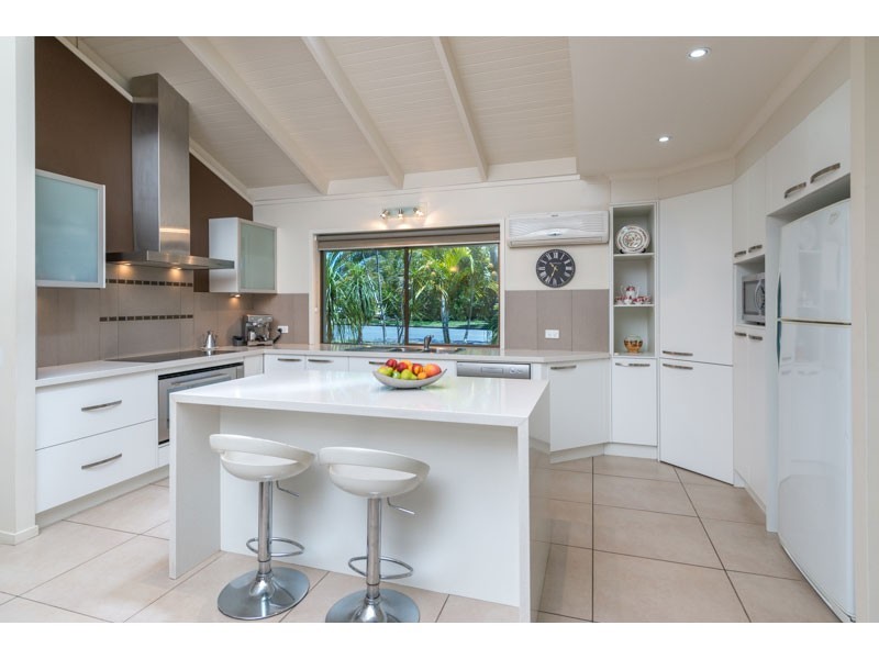 17 Caringal Drive, Karana Downs QLD 4306