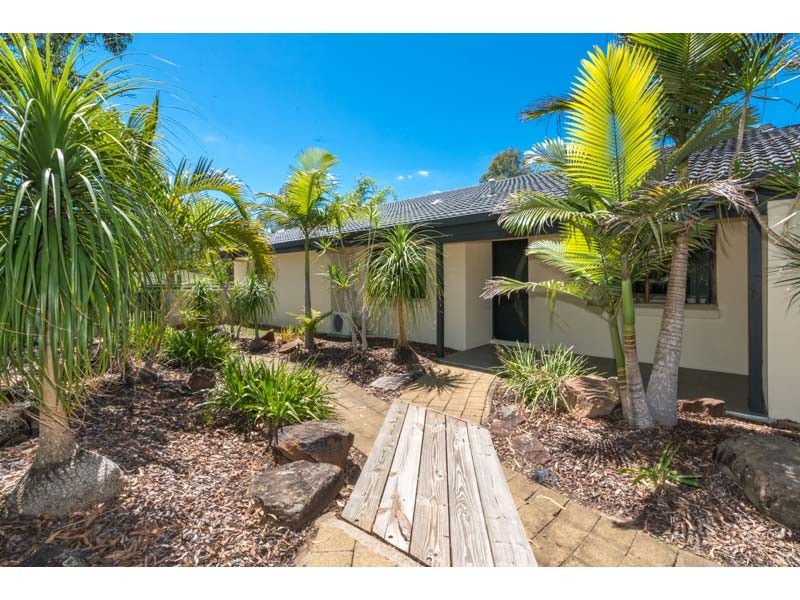 17 Caringal Drive, Karana Downs QLD 4306