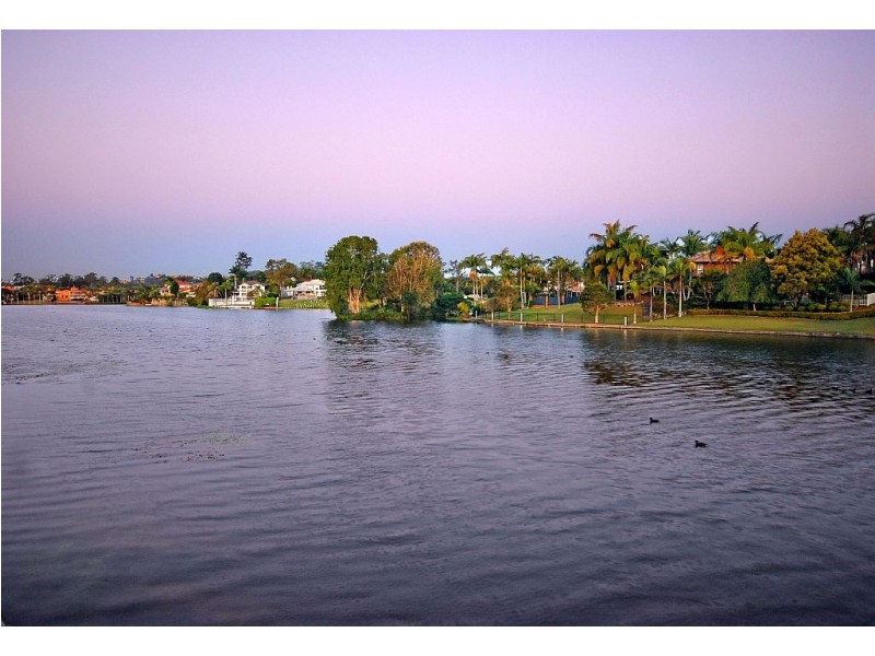 30 NEWELL PLACE, Westlake QLD 4074