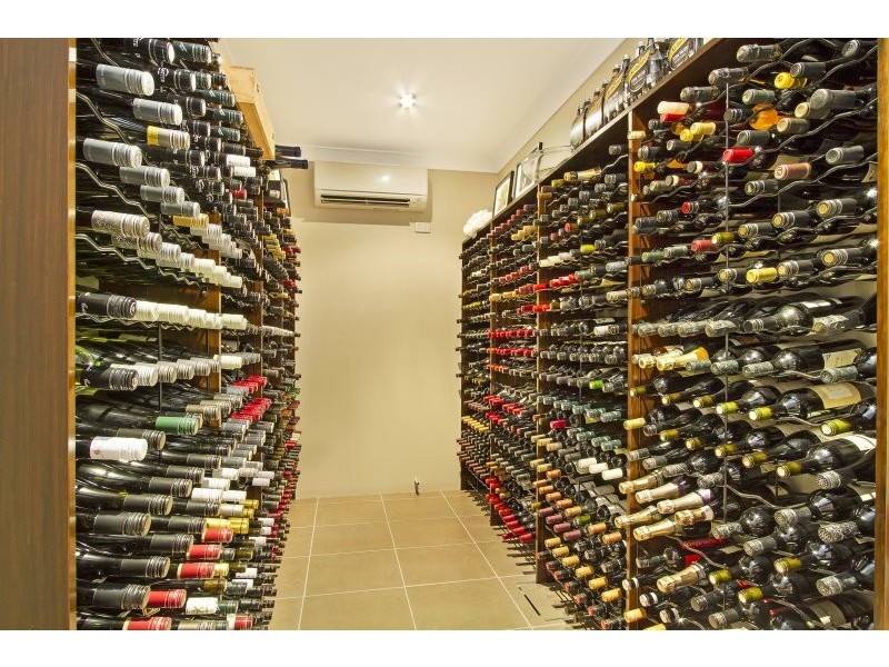 30 NEWELL PLACE, Westlake QLD 4074