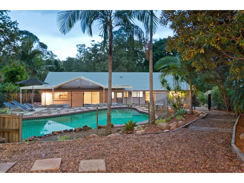 82 Creekside Street, Kenmore Hills QLD 4069