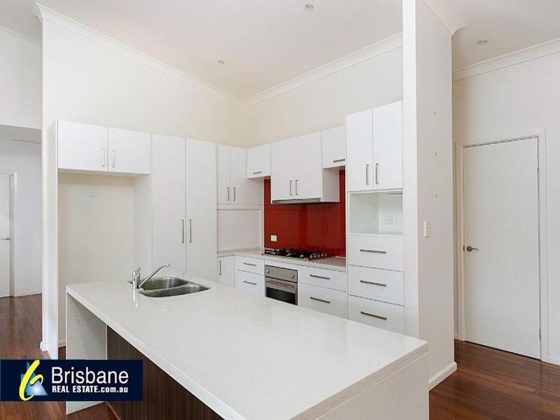 85 Bozzato Place, Kenmore QLD 4069