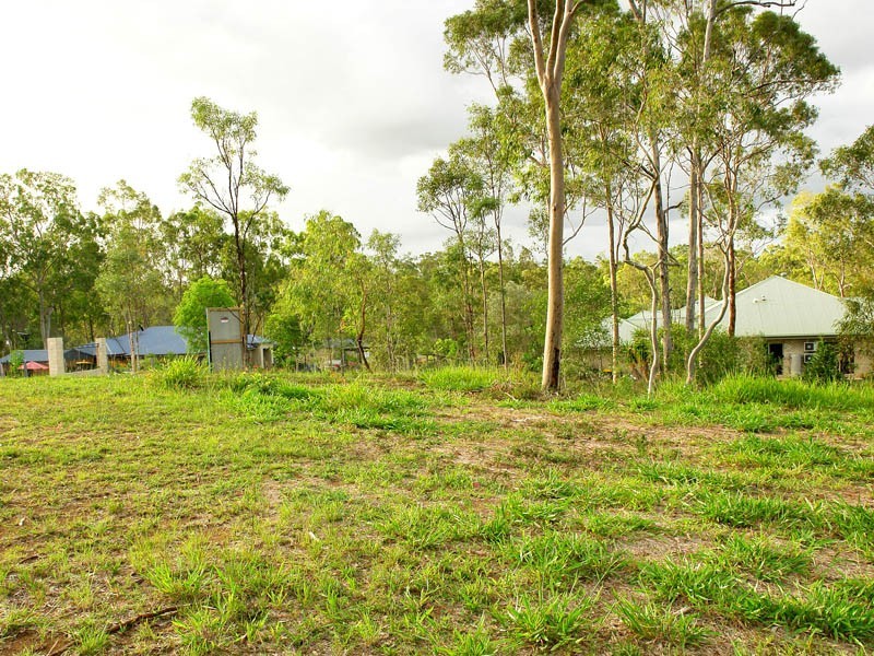 16 Sanson Place, Mount Crosby QLD 4306