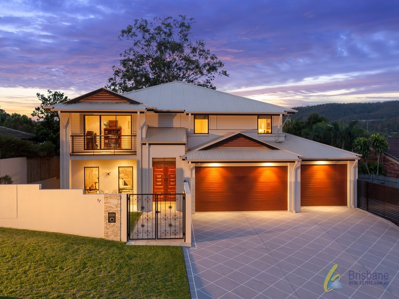 17 Stralock Street, Chapel Hill QLD 4069