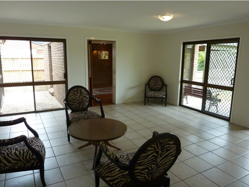 98 Boundary, Indooroopilly QLD 4068