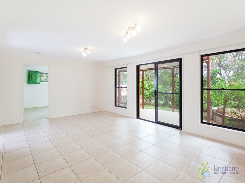 18 Paterson Street, Seventeen Mile Rocks QLD 4073