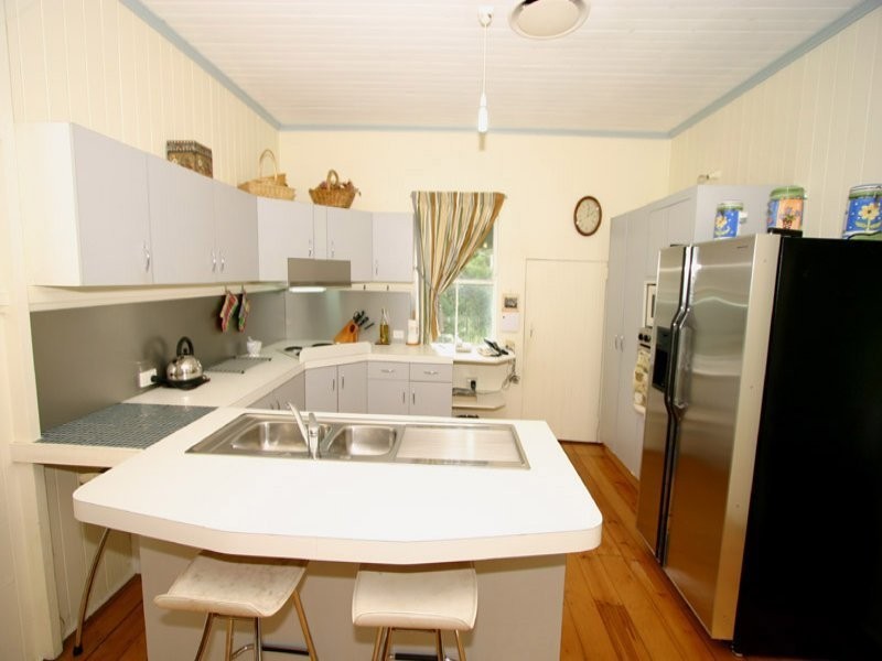 695 Upper Brookfield Road, Upper Brookfield QLD 4069